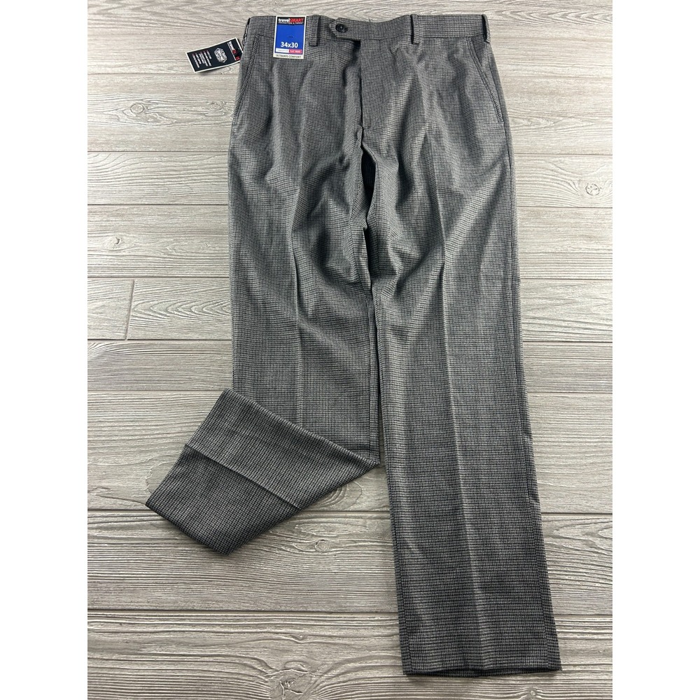 Roundtree & Yorke Travel Smart Mens 34x30 Gray Herringbone Pleated Dress Chinos